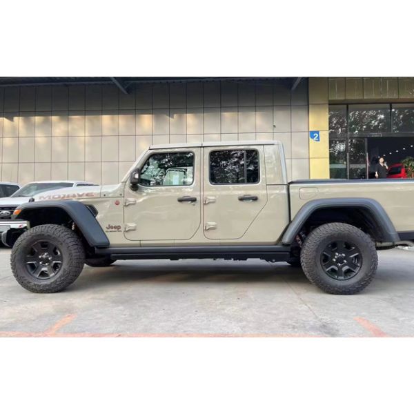 Nomad Power Side Steps - Jeep Gladiator